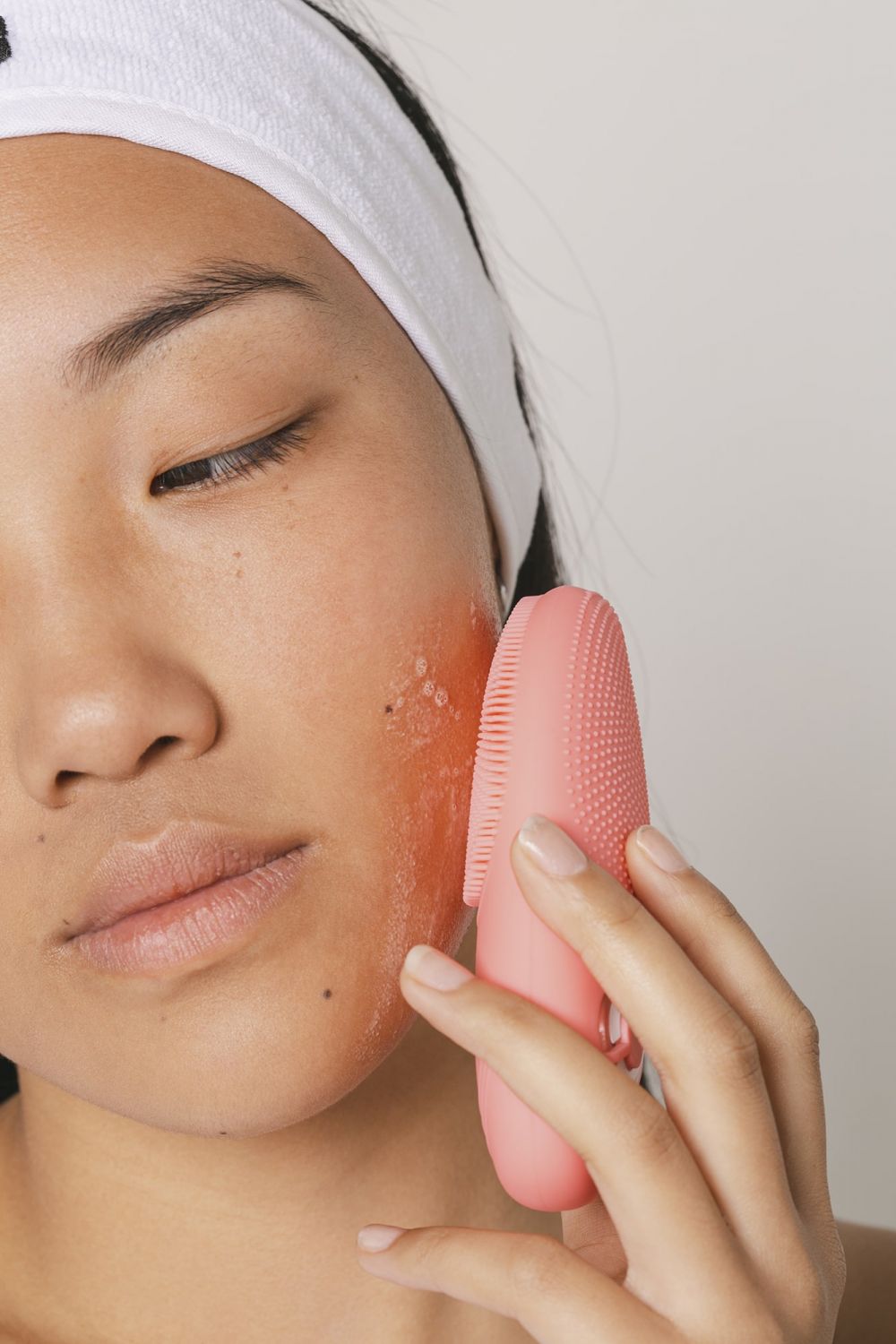 NUSU 2.0. Cepillo de limpieza facial con termoterapia - USU Cosmetics